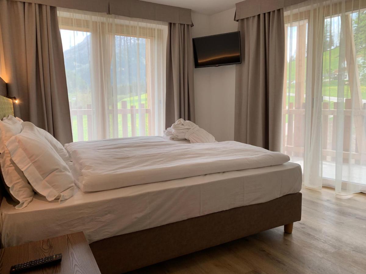 Hotel Miravalle Soraga Buitenkant foto